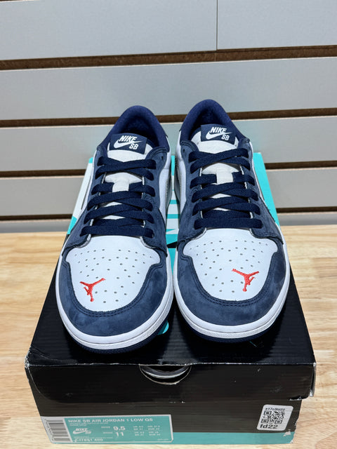 Jordan 1 Low SB Midnight Navy Sz 9.5
