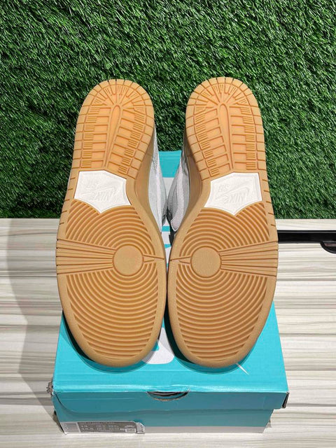 Nike SB Dunk Low Island Green Gum Sz 13