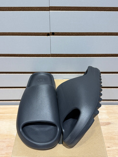 adidas Yeezy Slide Onyx Sz 10