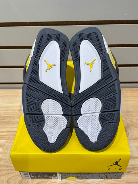 Jordan 4 Retro Lightning (2021) Sz 9