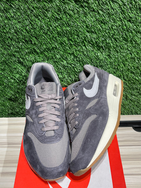 Nike Air Max 1 Crepe Soft Grey Sz 10