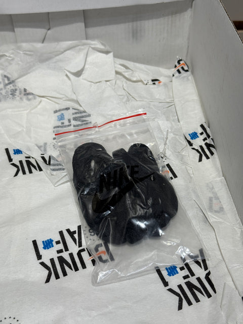 Nike Dunk Low SP Undefeated 5 On It Black Sz 8.5