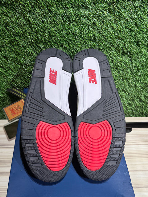 Jordan 3 Retro Levi’s Black Sz 11.5