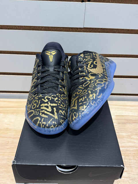 Nike Kobe 11 Protro Mamba Day Sz 8