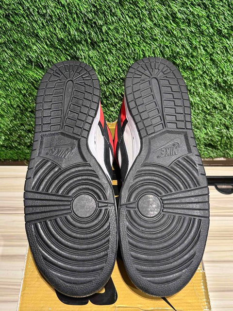 Nike SB Dunk Low Piet Mondrian Sz 13M