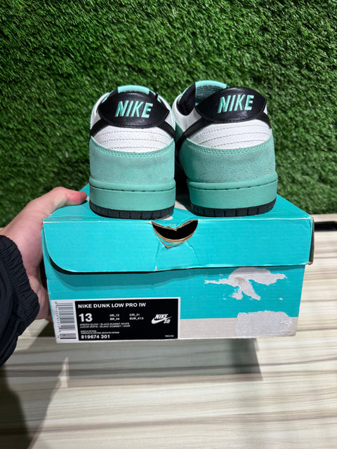 Nike SB Dunk Low Sea Crystal Sz 13
