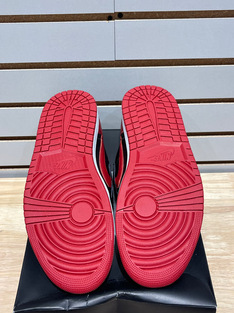 Jordan 1 Retro Low OG Banned Sz 11