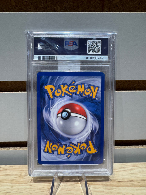 2000 P.M. Neo Genesis Pichu-Holo PSA NM-MT 8