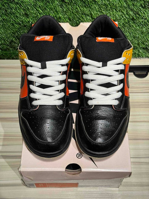 Nike SB Dunk Low Raygun Sz 11M,