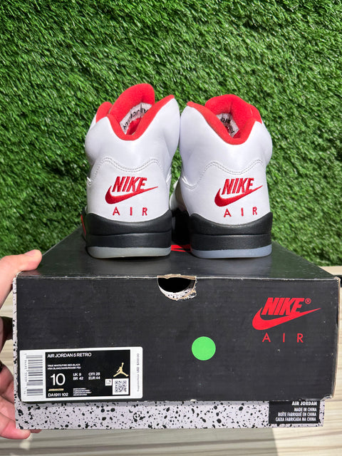 Jordan 5 Retro Fire Red Silver Tongue (2020) Sz 10