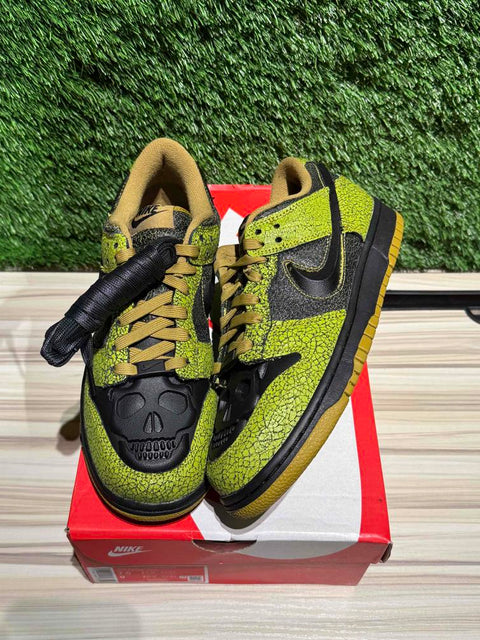 Nike Dunk Low Retro QS Halloween Skull Sz 7.5M.,