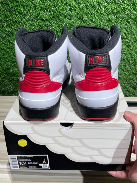 Jordan 2 Retro OG Chicago (2022) Sz 10.5M