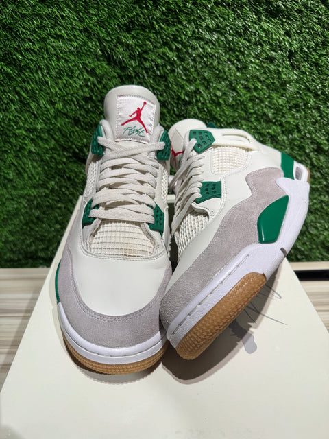Jordan 4 Retro SB Pine Green Sz 14M