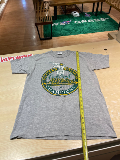 VTG Grey Starter Oakland Athletics Tee Sz L
