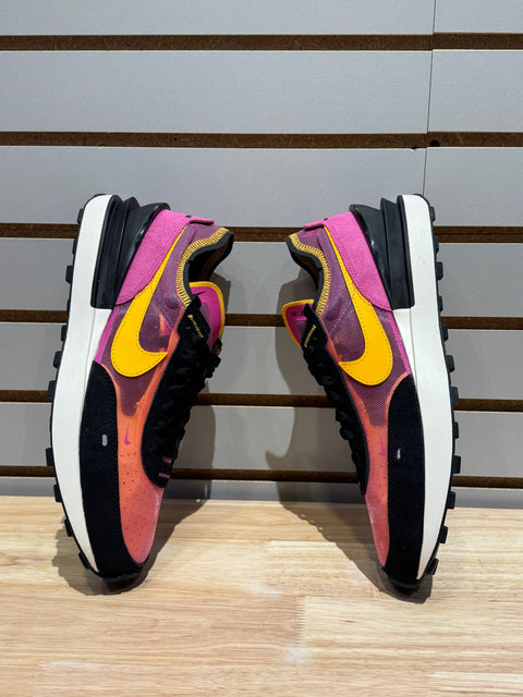 Nike Waffle One Active Fuchsia (Women's) Sz 10.5M / 12W