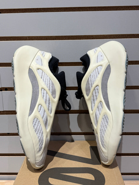 adidas Yeezy 700 V3 Azael Sz 13