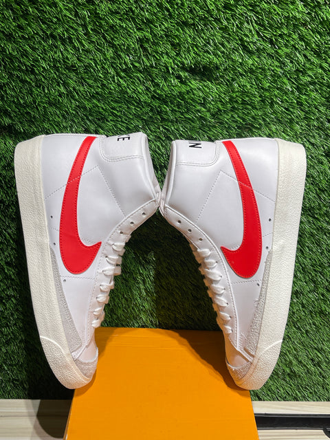 Nike Blazer Mid 77 Vintage Mismatched Swoosh Blue Red Sz 9.5M