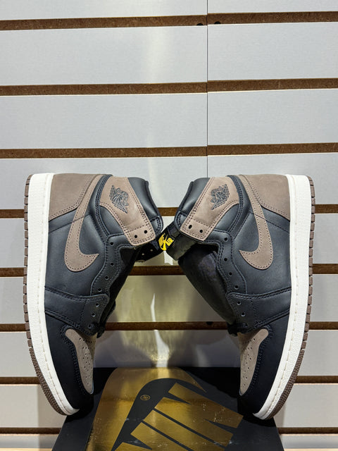 Jordan 1 Retro High OG Palomino Sz 7.5