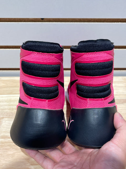 2015 Nike Hyperdunk "Think Pink" Sz 8.5