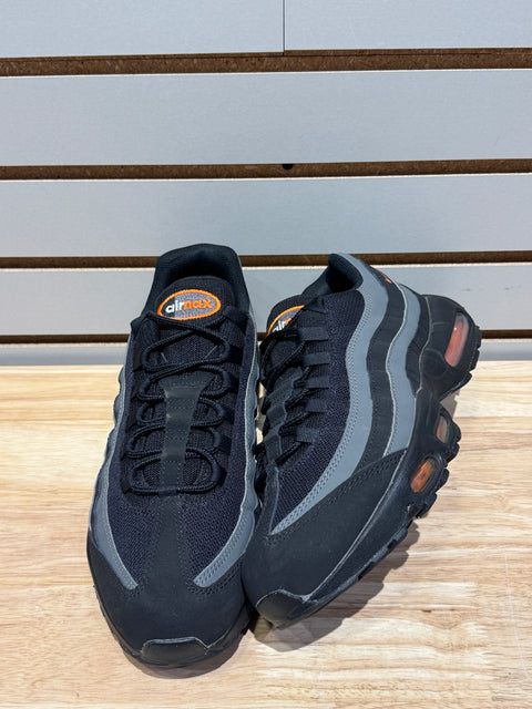 Nike Air Max 95 Black Grey Safety Orange Sz 11