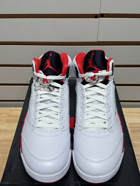 Jordan 5 Retro Fire Red Black Tongue (2025) Sz 10.5