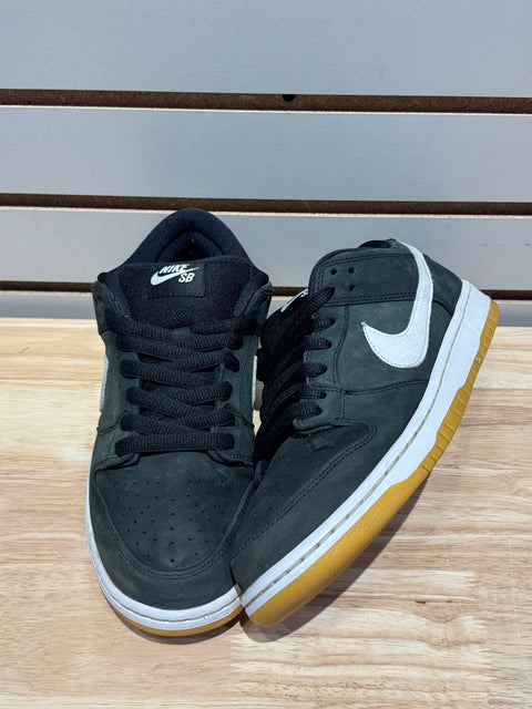 Nike SB Dunk Low Pro Black Gum Sz 9.5