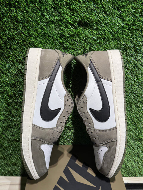 Jordan 1 Retro Low OG Medium Olive