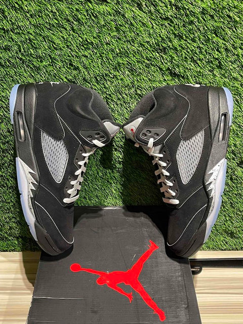 Jordan 5 Retro OG Black Metallic Reimagined Sz 11M