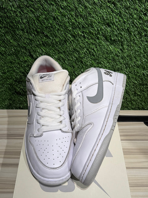 Nike SB Dunk Low Supreme 94 White Metallic Silver Sz 12M