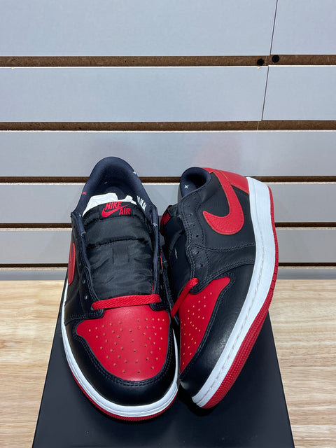 Jordan 1 Retro Low OG Banned Sz 10.5M