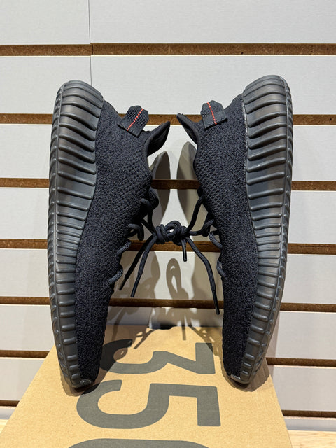 adidas Yeezy Boost 350 V2 Black Red Sz 11