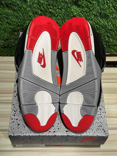 Jordan 4 Retro Bred Reimagined Sz 10M