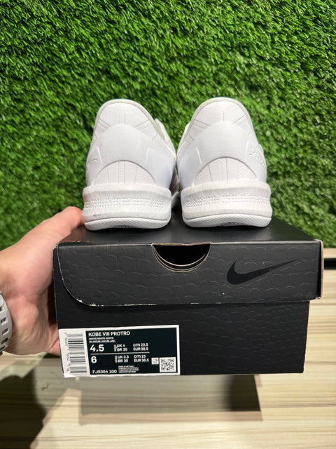 Nike Kobe 8 Protro Halo Sz 4.5M/6W
