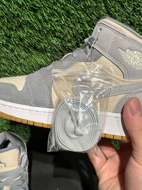 Jordan 1 Mid SE Coconut Milk Particle Grey (GS) Sz 4Y