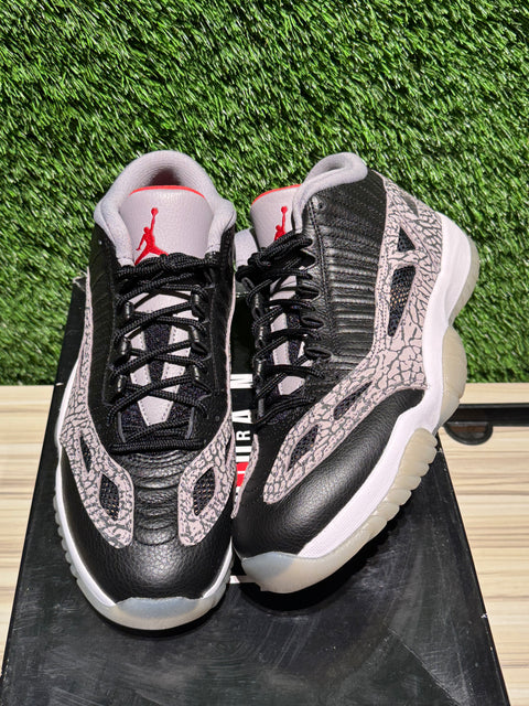 Jordan 11 Retro Low IE Black Cement Sz 10