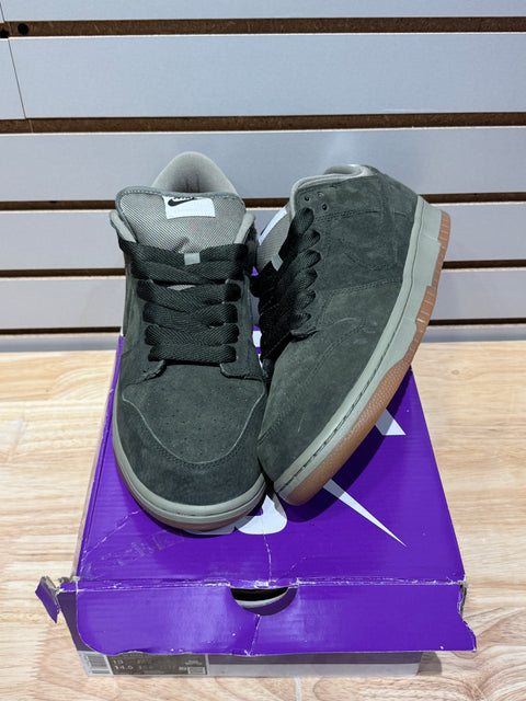 Nike SB Dunk Low Pro B Sequoia Sz 13