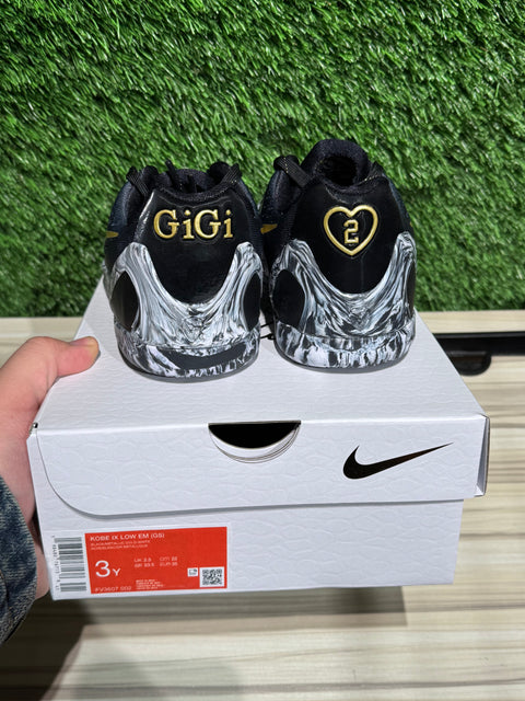 Nike Kobe 9 EM Low Mambacita (GS) Sz 3Y