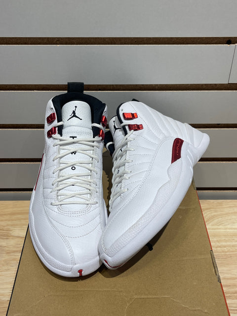 Jordan 12 Retro Twist Sz 8.5
