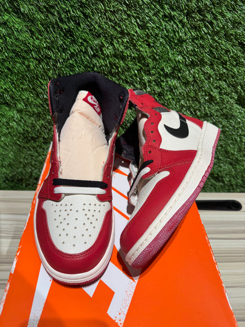 Jordan 1 Retro High OG Chicago Lost and Found Sz 8.5M