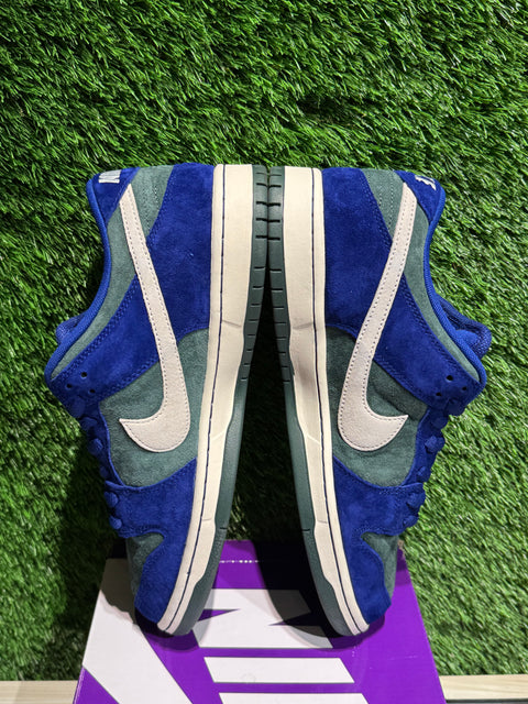 Nike SB Dunk Low Deep Royal Blue Sz 11.5