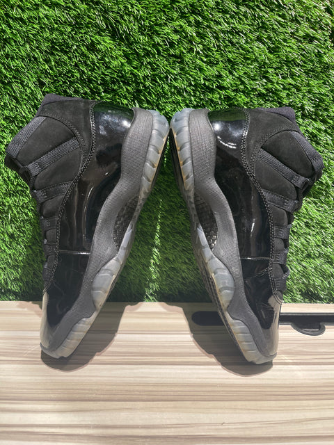 Jordan 11 Retro Cap and Gown Sz 8M