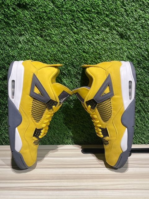 Jordan 4 Retro Lightning (2021) Sz 13