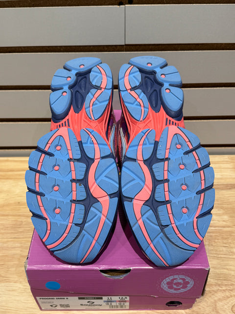 Saucony ProGrid Omni 9 Jae Tips To Do List Pink Sz 11