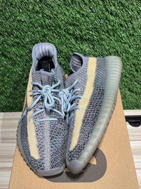 adidas Yeezy Boost 350 V2 Ash Blue Sz 11.5