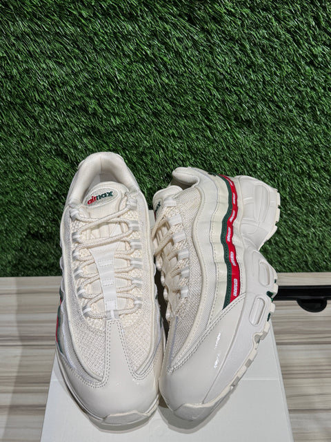 Nike Air Max 95 SP Undefeated Sail