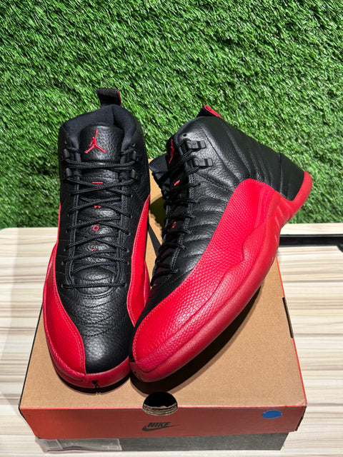 Jordan 12 Retro Flu Game (2025) Sz 11.5M
