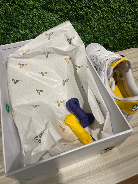 Nike Air Force 1 Low Retro QS Kobe Bryant Lakers Home Sz 12