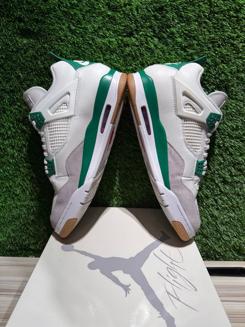 Jordan 4 Retro SB Pine Green Sz 14M