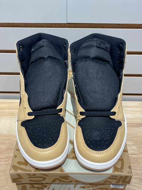 Jordan 1 Retro High OG Heirloom Sz 9.5