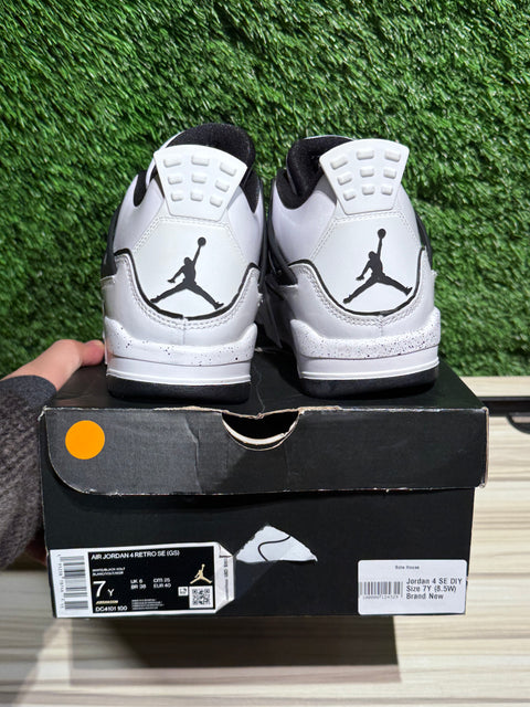 Jordan 4 Retro SE DIY (GS) Sz 7Y